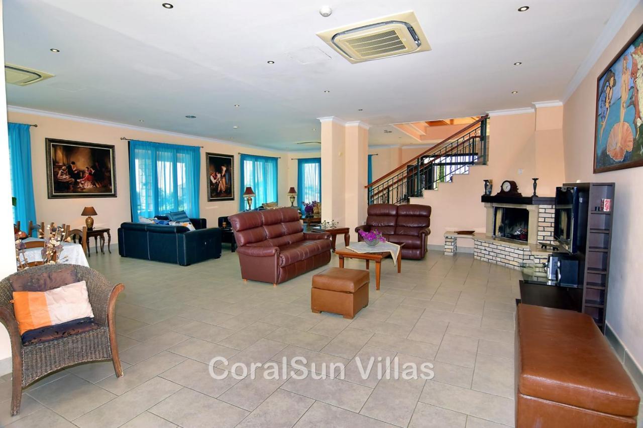 Elite Amazing Villa With Heated Pool By Coral Sun Villas Polis Exterior photo